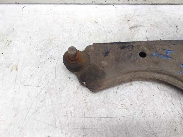 Wahacz zawieszenia przedniego dolny lewy 13426552 OPEL