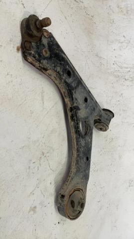 Wahacz zawieszenia przedniego dolny lewy 13426552 OPEL