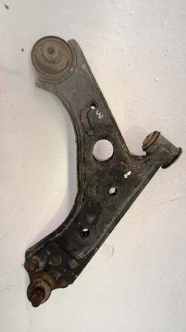 Wahacz zawieszenia przedniego dolny prawy 13426553 OPEL