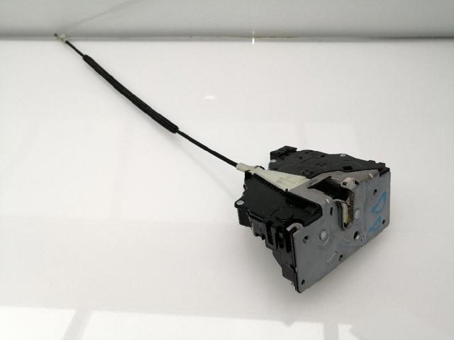 Zamek drzwi przednich prawych 13431840 OPEL