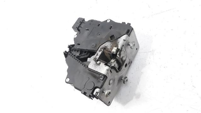 Zamek drzwi przednich prawych 13431840 OPEL