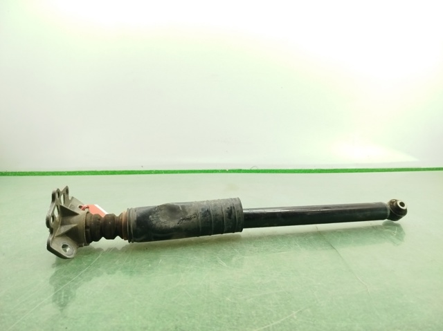 Amortyzator przedni prawy 13432672 OPEL