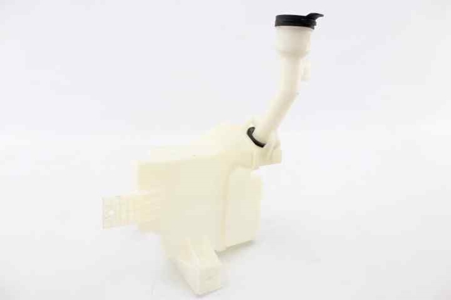 Zbiorniczek spryskiwacza szyb 13432704 OPEL