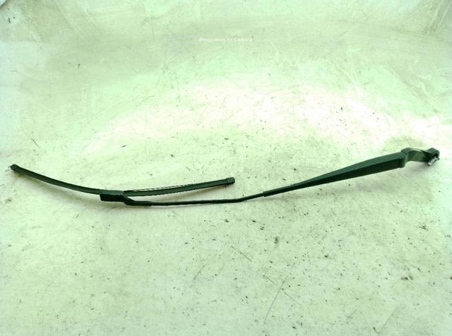 Ramię wycieraczki szyby przedniej 1343899080 FIAT