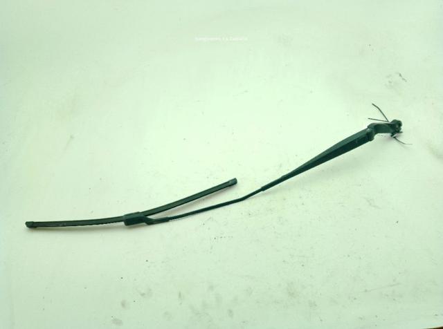 Ramię wycieraczki szyby przedniej 1343899080 FIAT