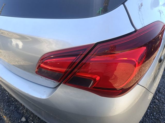 Lampa zespolona tylna prawa zewnętrzna 13454497 OPEL