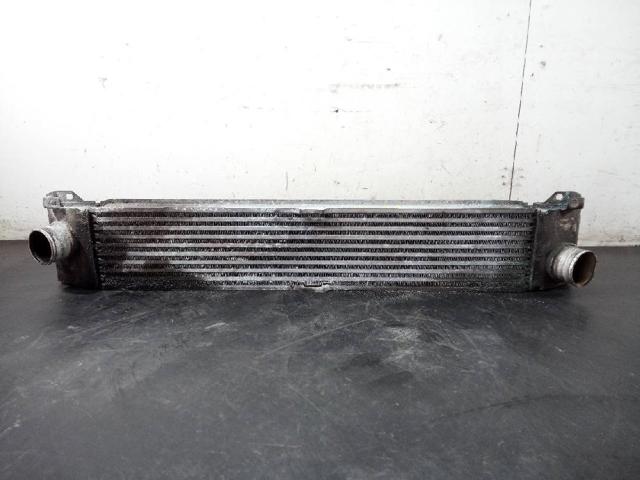 Chłodnica intercoolera 1347700080 PEUGEOT