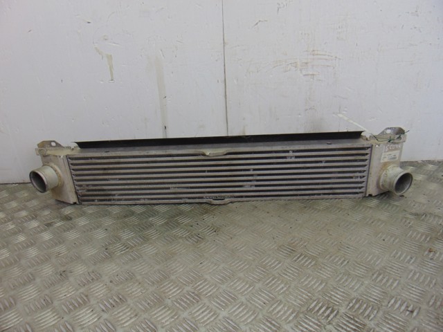 Chłodnica intercoolera 1347700080 PEUGEOT