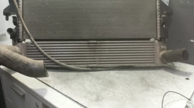 Chłodnica intercoolera 1347700080 PEUGEOT