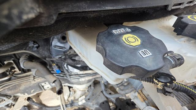 Kupić Zbiorniczek głównego cylindra hamulcowego (płynu hamulcowego) Opel Astra   w dobrej cenie