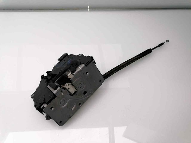 Zamek drzwi przednich lewych 1350147080 FIAT