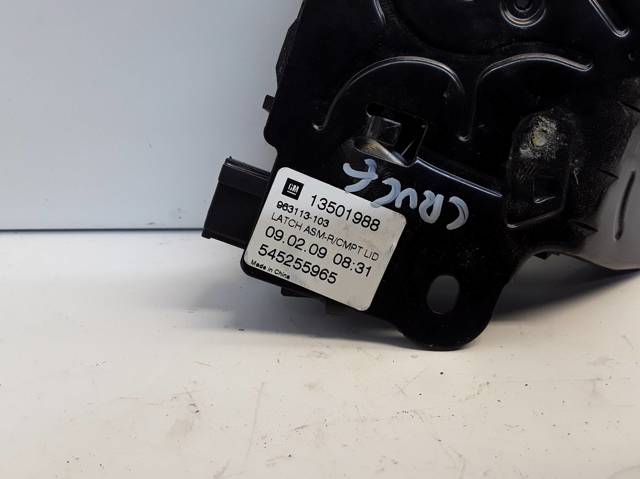 Zamek klapy bagażnika (3/5 drzwi tylnych) 13501988 GM