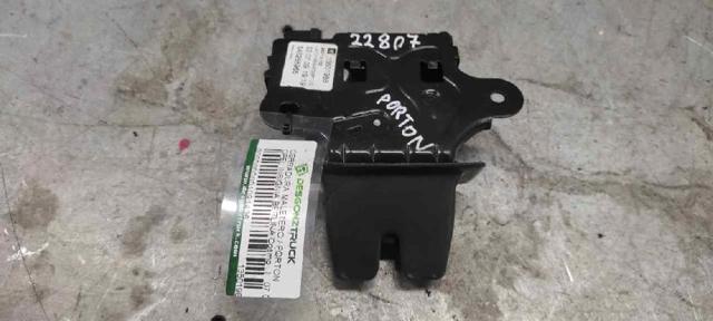 Zamek klapy Opel Insignia