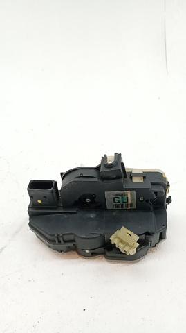 Zamek drzwi tylnych prawych 13503808 OPEL