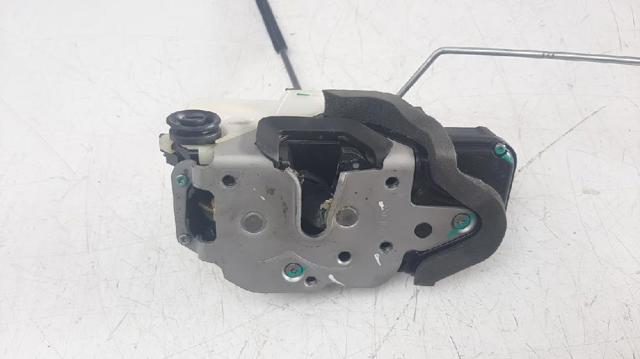 Zamek drzwi tylnych prawych 13503808 OPEL