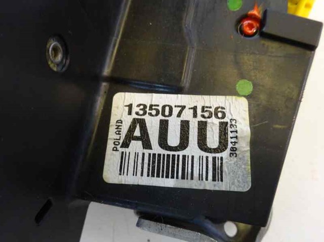 Zamek drzwi przednich lewych 13507156 OPEL