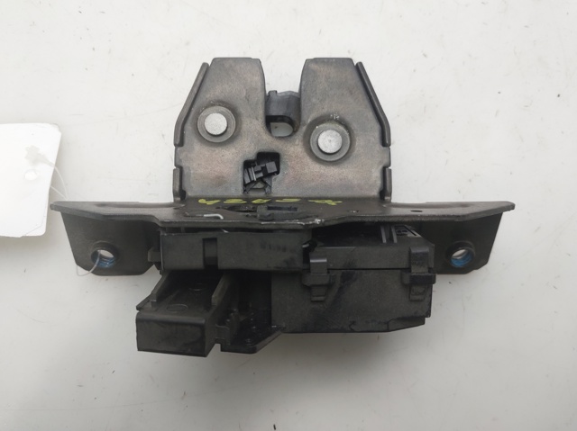 Zamek klapy bagażnika (3/5 drzwi tylnych) 13509599 OPEL