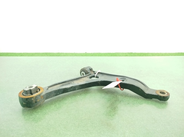 Wahacz zawieszenia przedniego dolny prawy 1352225080 FIAT