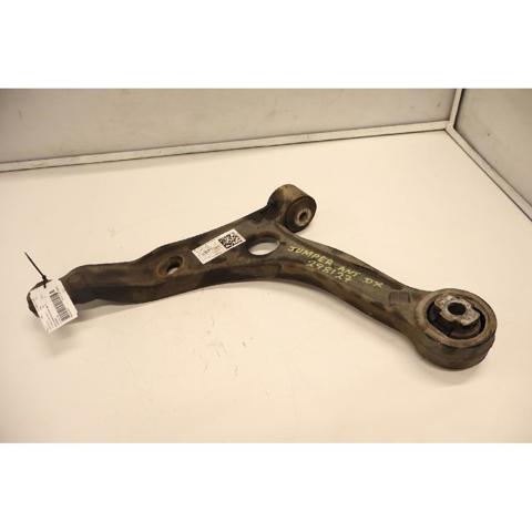 Wahacz zawieszenia przedniego dolny prawy 1352225080 PEUGEOT