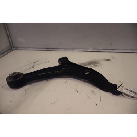Wahacz zawieszenia przedniego dolny prawy 1352225080 PEUGEOT