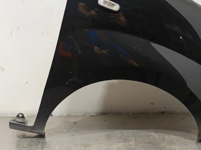 Błotnik przedni prawy Citroen Nemo