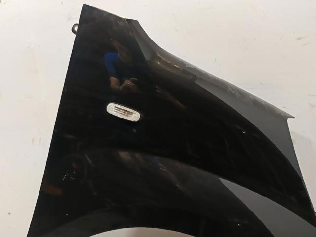 Błotnik przedni prawy Citroen Nemo