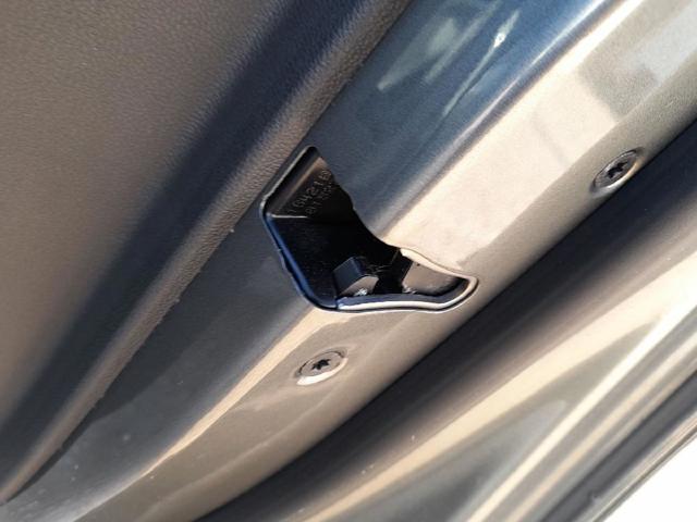 Zamek drzwi przednich prawych 13533592 OPEL