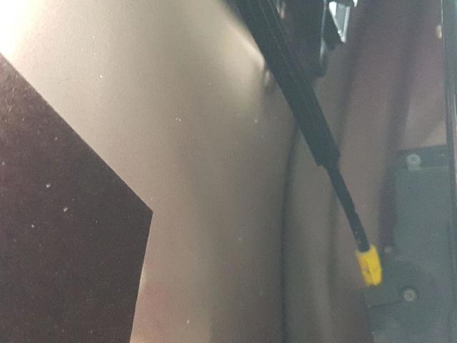 Zamek drzwi przednich prawych 13533592 OPEL