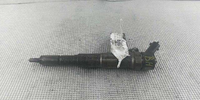 Wtryskiwacz paliwa 13537785574 BMW