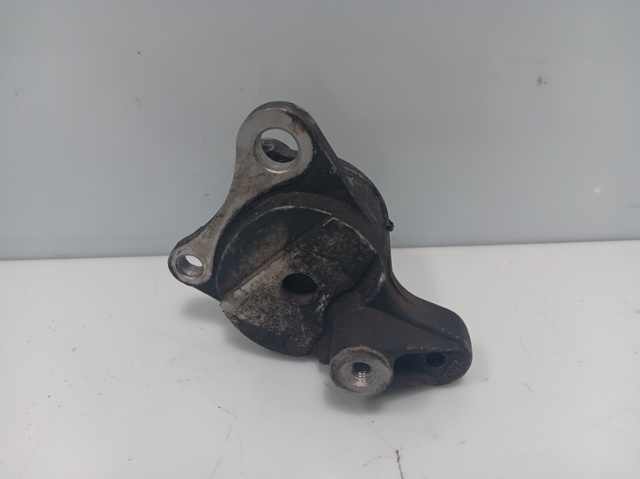 Napinacz paska rozrządu 1354027011 TOYOTA