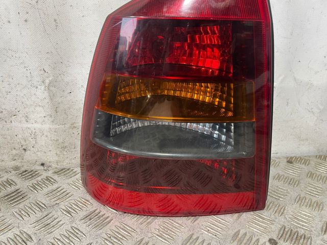 Lampa zespolona tylna lewa 13564A OPEL