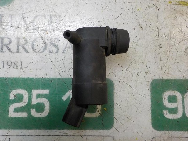 Pompka spryskiwacza szyby przedniej 1357105 FORD