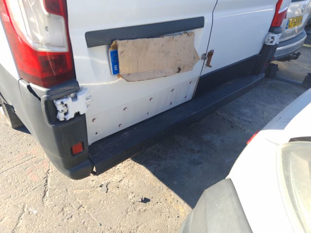 Wzmocnienie zderzaka tylnego 1357233080 FIAT