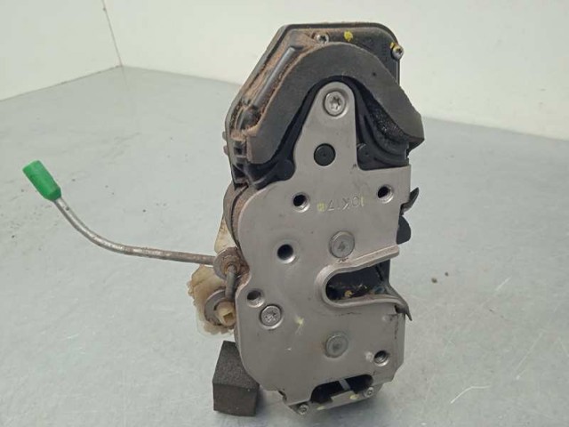 Zamek drzwi przednich lewych 13577983 OPEL