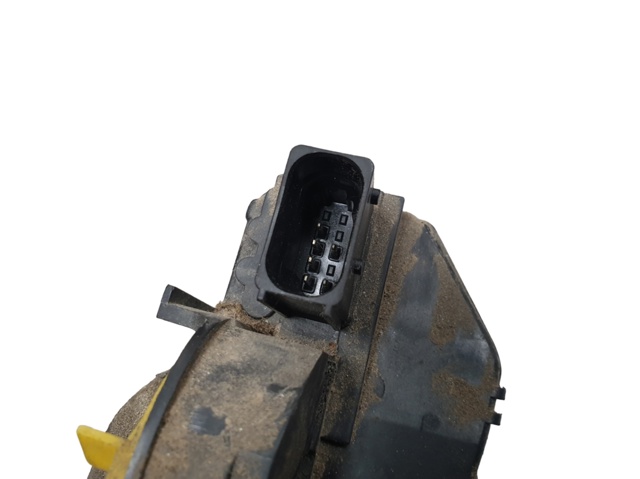 Zamek drzwi tylnych lewych 13578244 OPEL