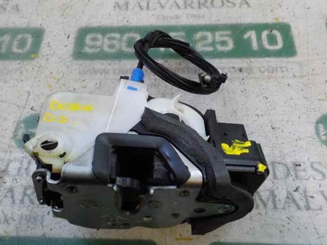 Zamek drzwi przednich prawych 13579515 OPEL
