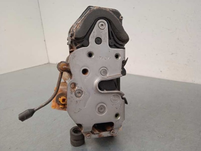 Zamek drzwi przednich lewych 13579522 OPEL