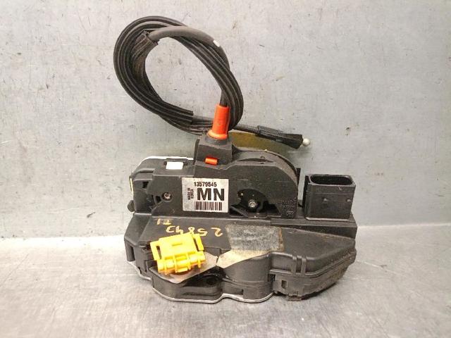 Zamek drzwi tylnych lewych 13579545 OPEL