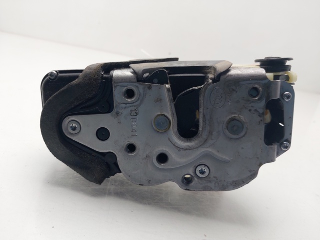 Zamek drzwi tylnych lewych 13579545 OPEL