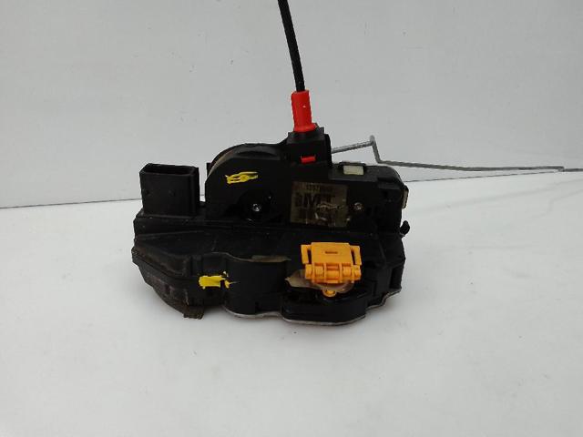 Zamek drzwi tylnych prawych 13579546 OPEL