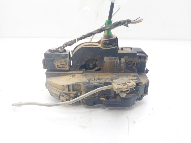 Zamek drzwi tylnych prawych 13579556 OPEL