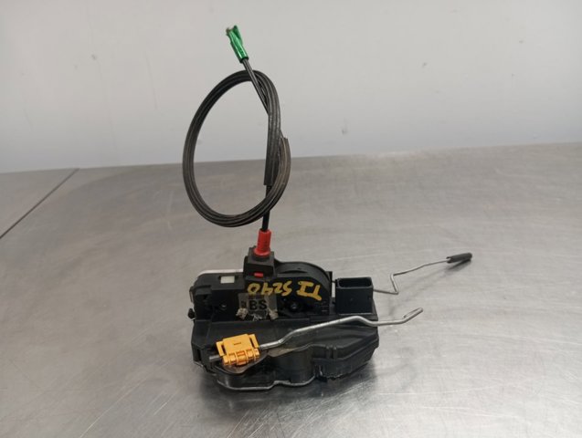Zamek drzwi tylnych lewych 13579557 OPEL