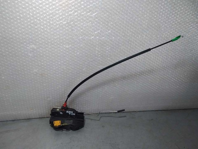 Zamek drzwi tylnych lewych 13579557 OPEL