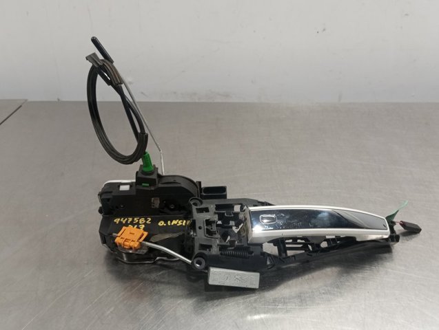 Zamek drzwi tylnych lewych 13579557 OPEL