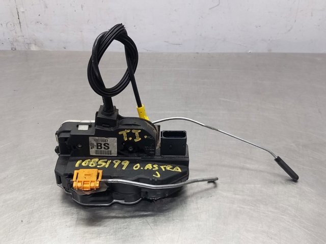 Zamek drzwi tylnych lewych 13579557 OPEL