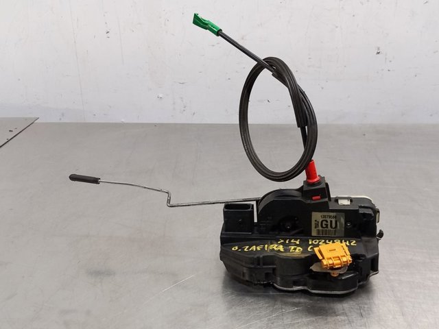 Zamek drzwi tylnych prawych 13579566 OPEL