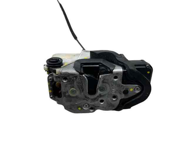 Zamek drzwi tylnych prawych 13579566 OPEL