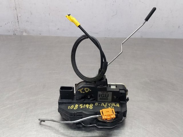 Zamek drzwi tylnych prawych 13579566 OPEL