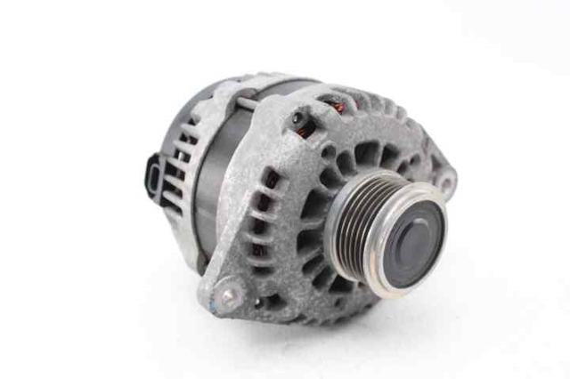 Alternator 13579675 GM