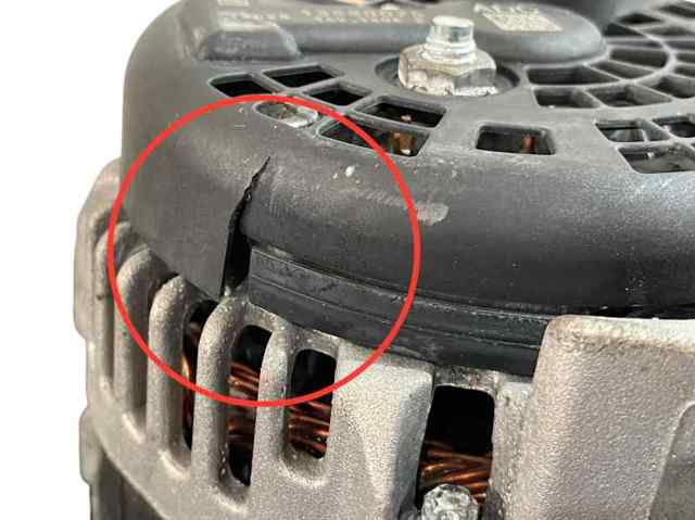 Alternator 13580078 GM